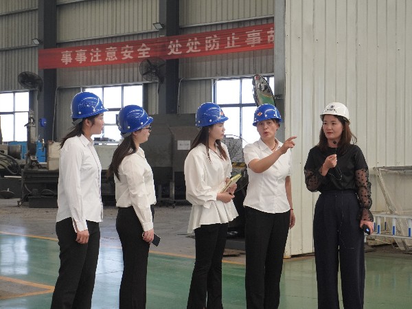 深入廠區(qū)學習，提高自身專業(yè)知識。_河南雙志